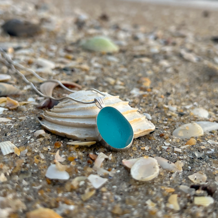 Teal Blue sea glass set in silver pendant by Mornington Sea Glass. Comes with a 40 or 45cm sterling silver chain
