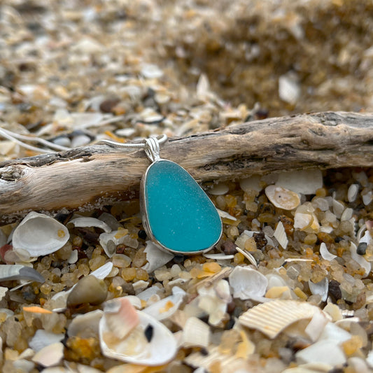 Teal Blue sea glass set in silver pendant by Mornington Sea Glass. Comes with a 40 or 45cm sterling silver chain