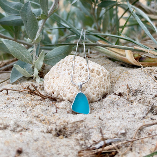 Ocean Teal sea glass set in Argentium silver pendant by Mornington Sea Glass. Hangs on a 40 or 45cm sterling silver snake chain.